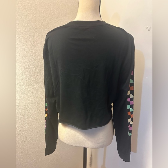 Vans Black and Pink Cropped long sleeve t-shirt - Picture 4 of 9